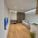 Jacuzzi Living Tirana Center 1 Apartamento Tirana