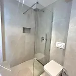 Jacuzzi Living Tirana Center 1 * Tirana