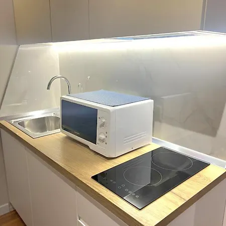 Living Center 1 Апартаменты