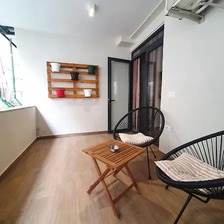 Апартаменты Living Center 1 Тирана