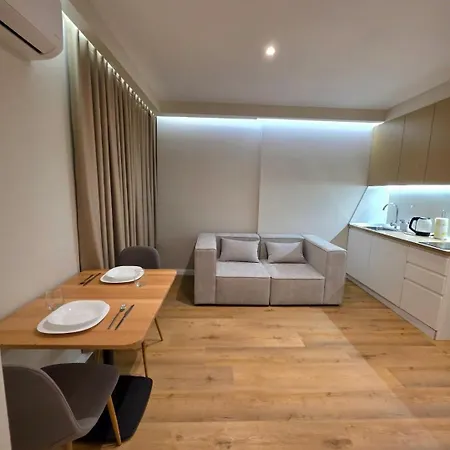 Jacuzzi Living Tirana Center 1 Appartement *